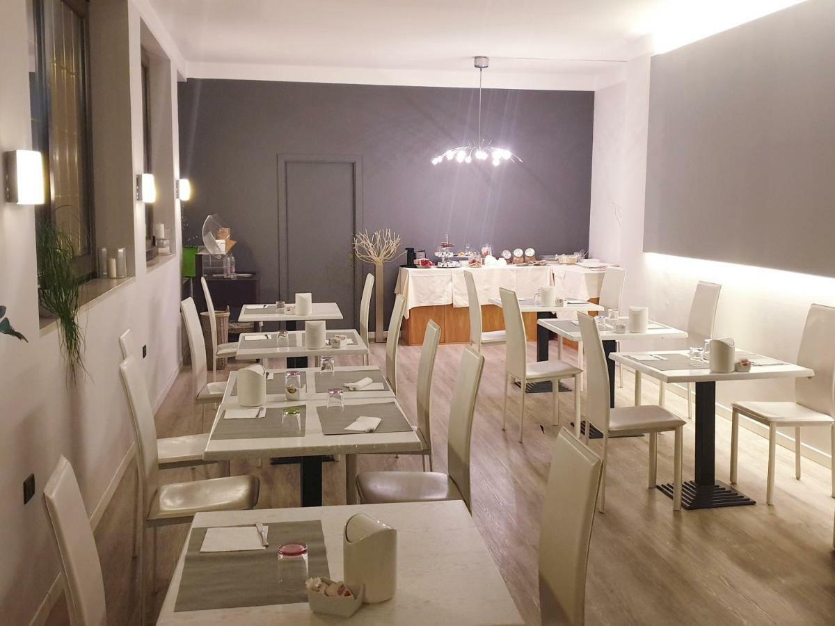 Hotel Positano Bassano del Grappa Bagian luar foto